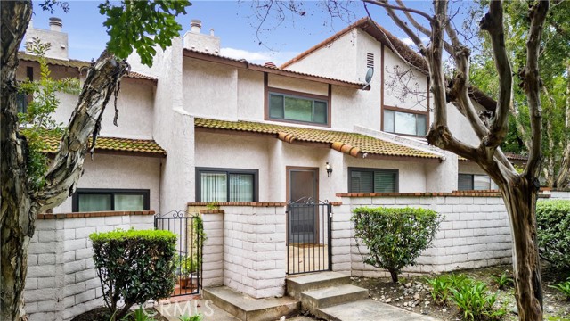 914 N Redding Way #40, Upland, CA 91786