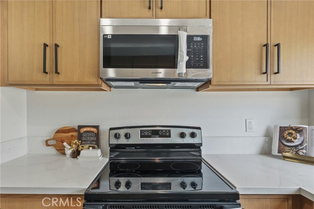 Detail Gallery Image 9 of 42 For 424 Deerfield Ave #172,  Irvine,  CA 92606 - 2 Beds | 1/1 Baths