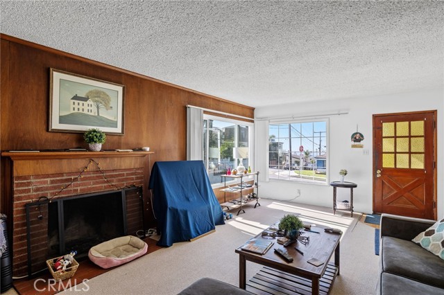 618 Prospect living room with fireplace