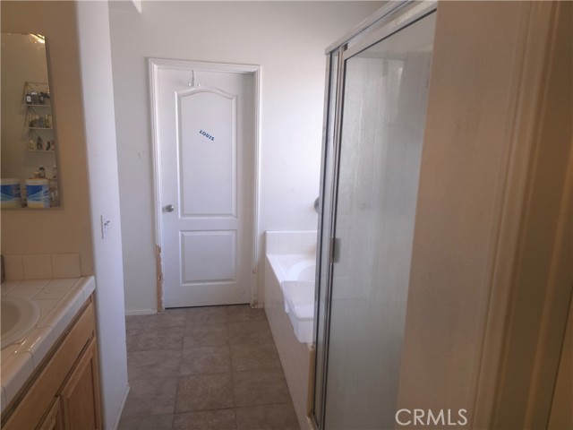 242 Spinnaker Street, San Jacinto CA: https://media.crmls.org/medias/13da998f-7996-4a98-a439-c224a64e3b65.jpg