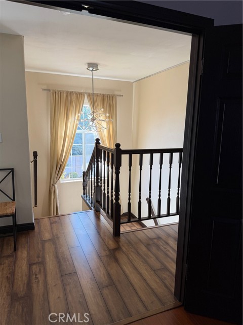 Detail Gallery Image 18 of 31 For 1958 Beverly Dr, Pasadena,  CA 91104 - 4 Beds | 4/1 Baths