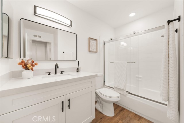 Detail Gallery Image 30 of 53 For 17 Blazing Star, Irvine,  CA 92604 - 4 Beds | 3 Baths