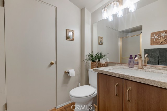 Detail Gallery Image 32 of 44 For 6500 Jumilla, Woodland Hills,  CA 91367 - 3 Beds | 2 Baths