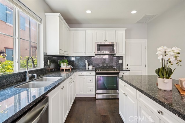 783 Gatun Street, San Pedro CA: https://media.crmls.org/medias/13dba2af-a0c8-44f4-b5e7-3c8f4e306ab7.jpg