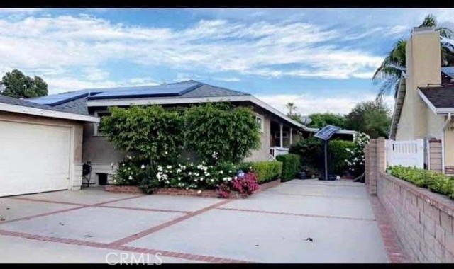 Detail Gallery Image 2 of 28 For 19937 Parthenia St, Northridge,  CA 91324 - 3 Beds | 2 Baths