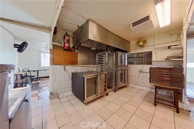  Commercial for Sale in Los Angeles, California