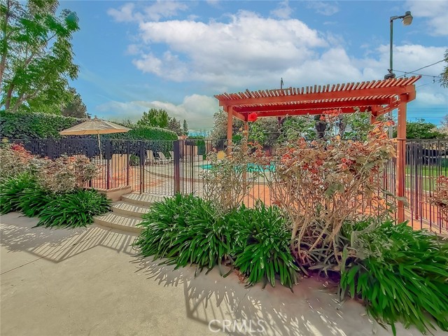 17512 Superior Street photo 63