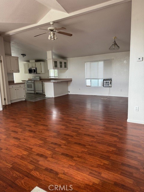 Detail Gallery Image 11 of 27 For 1582 4th Ave, Olivehurst,  CA 95961 - 3 Beds | 2 Baths