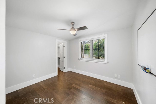 411 Poplar Street, Laguna Beach CA: https://media.crmls.org/medias/13dbefe0-c80e-49b2-8c9a-bcc8e218cbf1.jpg