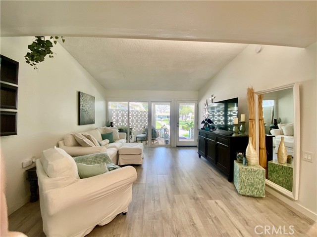 Detail Gallery Image 17 of 48 For 13790 St. Andrews Dr., M1-54a, Seal Beach,  CA 90740 - 2 Beds | 1 Baths