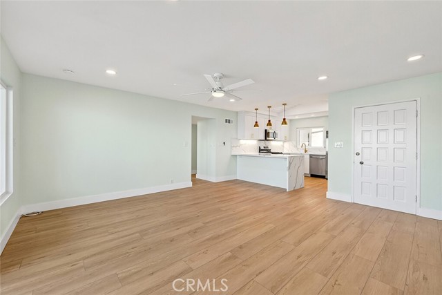 34381 Dana Strand Road, Dana Point CA: https://media.crmls.org/medias/13dc5dd4-30a8-49d6-8202-f2327299a793.jpg