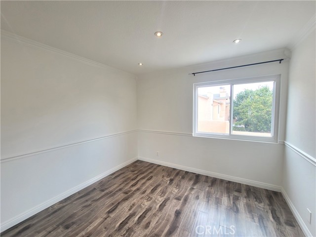 11076 Sharp Avenue, Mission Hills (San Fernando) CA: https://media.crmls.org/medias/13dccac9-540f-4f19-9ea2-d50375bce479.jpg