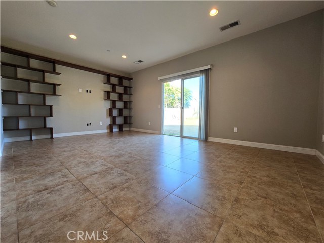 Detail Gallery Image 14 of 21 For 736 Summit Dr, Palm Springs,  CA 92262 - 3 Beds | 2 Baths