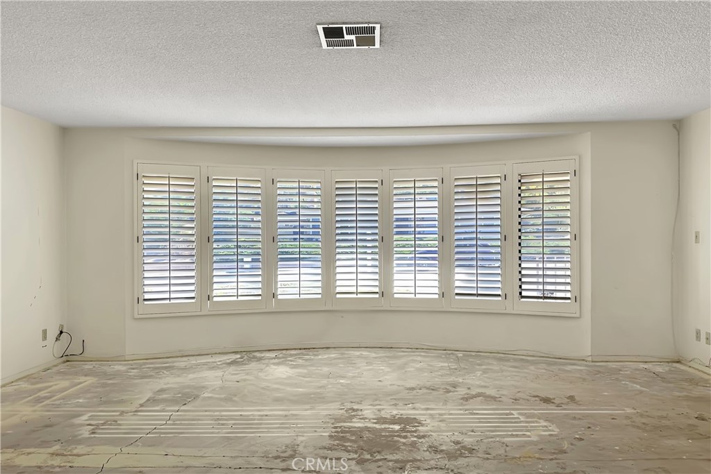 MLS #PW25226002 image #10