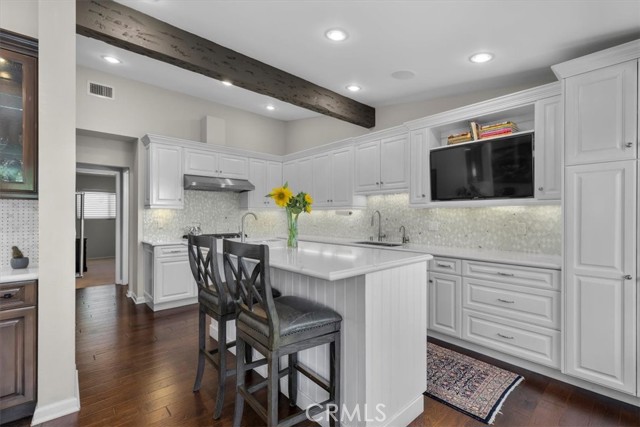 92 Cottonwood Circle, Rolling Hills Estates CA: https://media.crmls.org/medias/13dd9685-fdc1-4dd6-b1b1-021c4ce94450.jpg