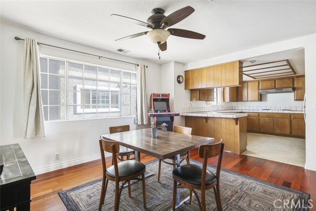 2412 Mathews Avenue, Redondo Beach, California 90278, 2 Bedrooms Bedrooms, ,2 BathroomsBathrooms,Residential,Sold,Mathews,SB21267047