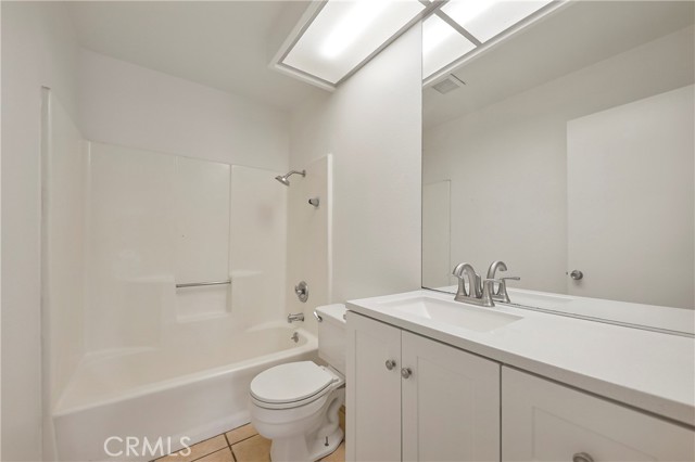 Detail Gallery Image 13 of 18 For 45546 Aladdin St #B101,  Indio,  CA 92201 - 2 Beds | 2 Baths