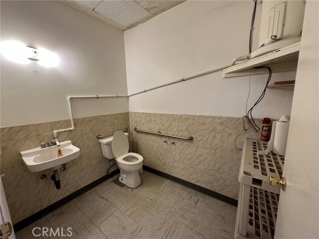 73737 29 Palms Highway, Twentynine Palms, California 92277, ,Commercial Lease,For Rent,73737 29 Palms Highway,CRJT25026064