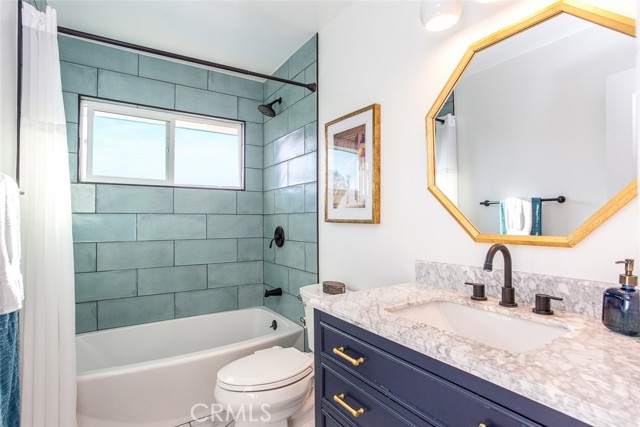 2718 N Wright Street, Santa Ana CA: https://media.crmls.org/medias/13df5fee-664f-474f-ba3a-90a6b18c0a00.jpg