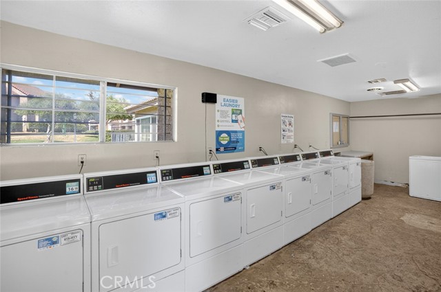 1535 Border Avenue, Corona CA: https://media.crmls.org/medias/13df944d-6008-419b-bfb6-2043cd352f13.jpg