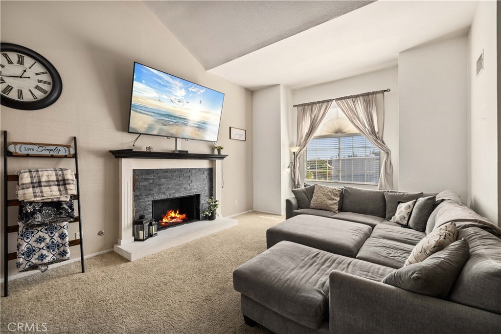 MLS #SR25245034 image #4