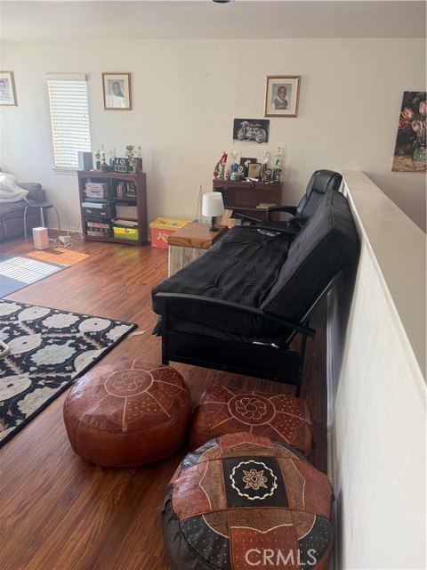 Detail Gallery Image 42 of 63 For 28512 Meadow Heights Ct, Canyon Country,  CA 91387 - 6 Beds | 3 Baths