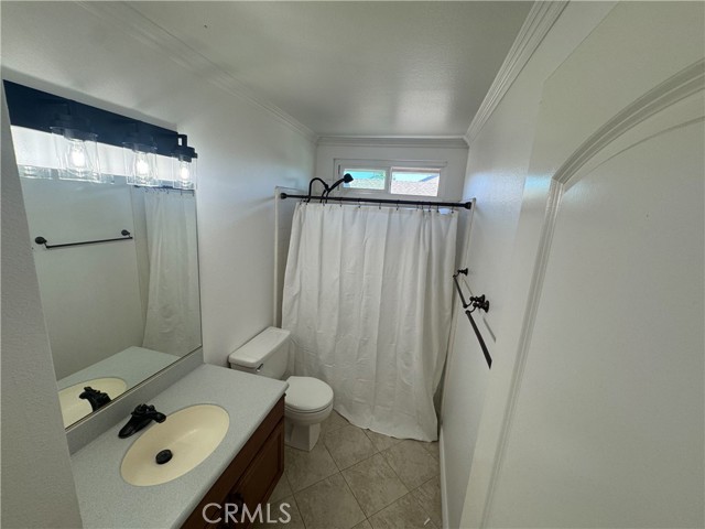 21041 Shaw Lane, Huntington Beach CA: https://media.crmls.org/medias/13e144fa-d23b-44e1-b857-4729e9213193.jpg