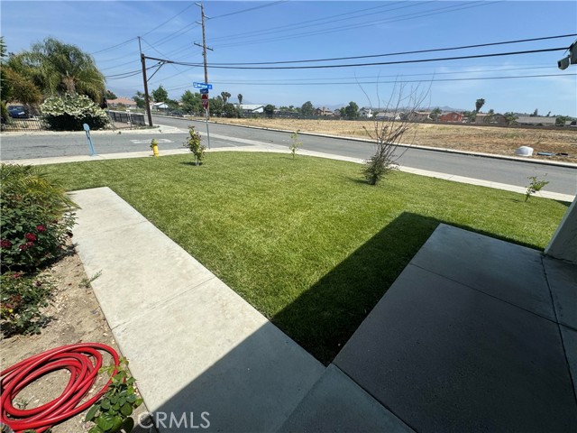 Detail Gallery Image 4 of 34 For 888 S Miramar Ave, San Jacinto,  CA 92583 - 3 Beds | 2 Baths