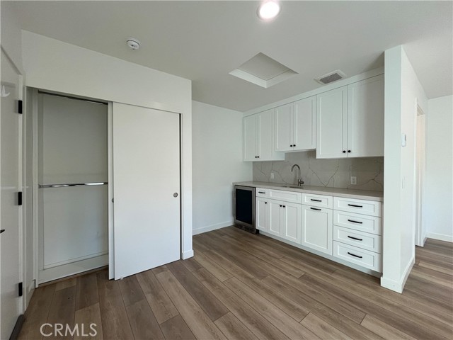 Detail Gallery Image 31 of 33 For 5108 Serrania, Woodland Hills,  CA 91364 - 2 Beds | 3 Baths