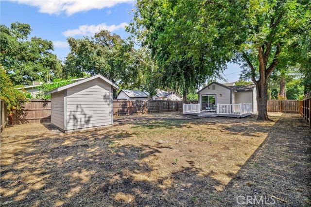 438 W 6th Avenue, Chico CA: https://media.crmls.org/medias/13e236e4-4aea-4908-966b-be0d2465519f.jpg