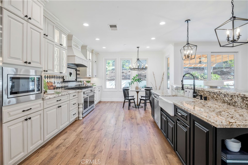 MLS #OC25251962 image #12