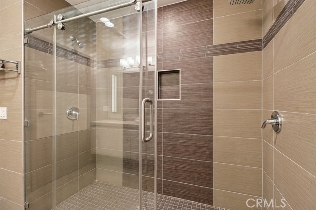 903 S New Hampshire Avenue, Los Angeles CA: https://media.crmls.org/medias/13e282c5-5241-4db0-8396-f1b3dcda17ae.jpg