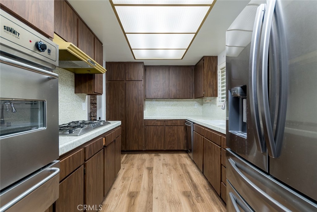 303 S Kenneth RoadBurbank img 5