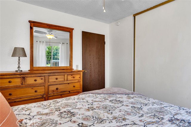 Detail Gallery Image 17 of 32 For 27376 San Bruno Ave, Madera,  CA 93637 - 3 Beds | 2 Baths