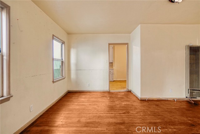 Detail Gallery Image 30 of 44 For 10807 Compton Ave, Los Angeles,  CA 90059 - 5 Beds | 3 Baths