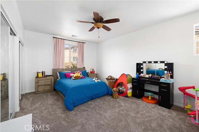 5080 Meadowsweet Drive, Palmdale CA: https://media.crmls.org/medias/13e3f8b6-3b0a-425d-9b94-2d47619404a1.jpg