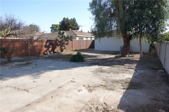 11725 209th Street, Lakewood, California 90715, 3 Bedrooms Bedrooms, ,1 BathroomBathrooms,Residential,For Sale,11725 209th Street,CRPW24246517