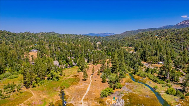 Detail Gallery Image 44 of 55 For 40333 Road 222 #102,  Bass Lake,  CA 93604 - 4 Beds | 2/1 Baths
