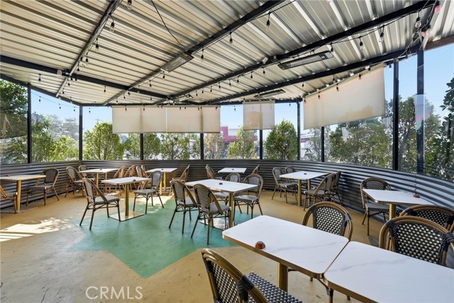  Commercial for Sale in Sun Valley, California