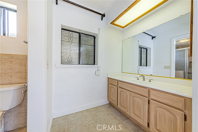 Detail Gallery Image 25 of 75 For 1737 Gainsborough Rd, San Dimas,  CA 91773 - 4 Beds | 3/1 Baths