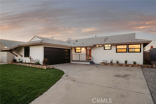 6893 San Bruno Drive, Buena Park CA: https://media.crmls.org/medias/13e6bd35-36b7-4d85-a608-e55690f91891.jpg