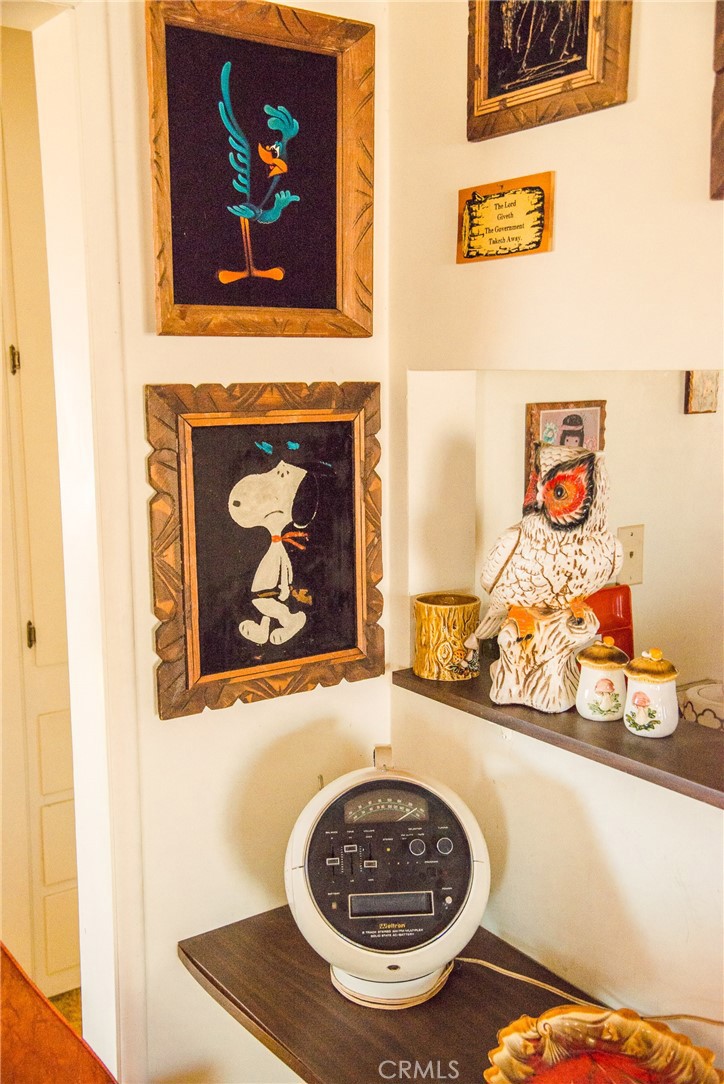 https://media.crmls.org/medias/13e713f1-c789-4499-8917-d01766191e91.jpg?preset=X-Large