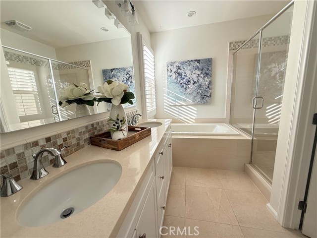 Detail Gallery Image 18 of 21 For 84 Jade Flower, Irvine,  CA 92620 - 3 Beds | 3 Baths