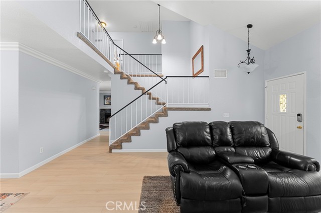 6264 N Beechwood Avenue, San Bernardino CA: https://media.crmls.org/medias/13e7cf1e-3781-4800-a30f-d915c23045fa.jpg