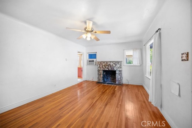 2020 Oak Street, Paso Robles CA: https://media.crmls.org/medias/13e92dfc-b572-435d-a829-d3502dd22f8a.jpg