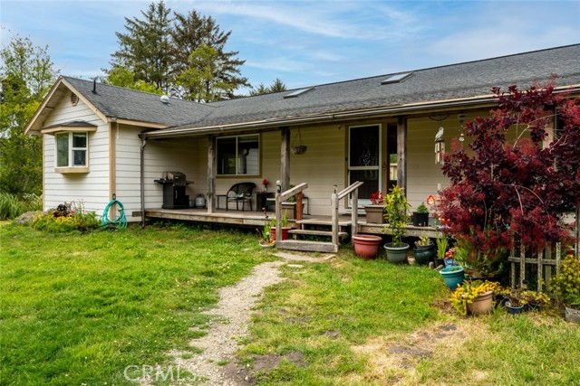 Detail Gallery Image 22 of 31 For 18520 Old Coast Hwy, Fort Bragg,  CA 95437 - 3 Beds | 2 Baths