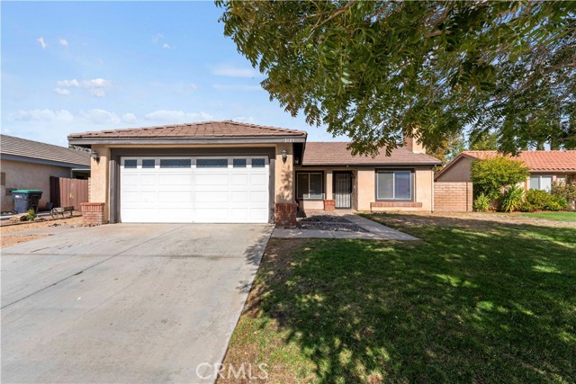 Detail Gallery Image 1 of 22 For 3121 Viana Dr, Palmdale,  CA 93550 - 3 Beds | 2 Baths