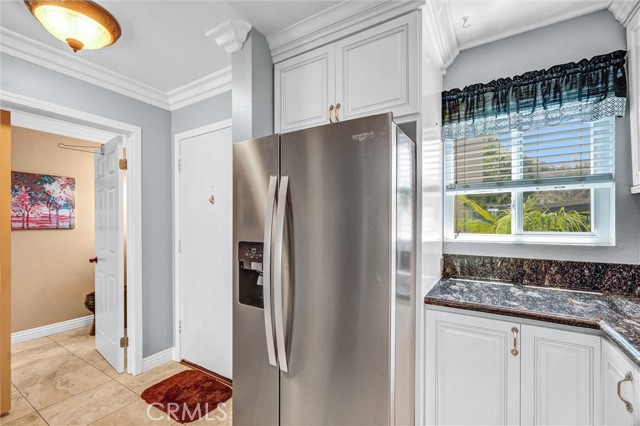 5927 E Creekside Avenue, Orange CA: https://media.crmls.org/medias/13ea5957-1983-44fc-9469-e6a3dbbf96ef.jpg