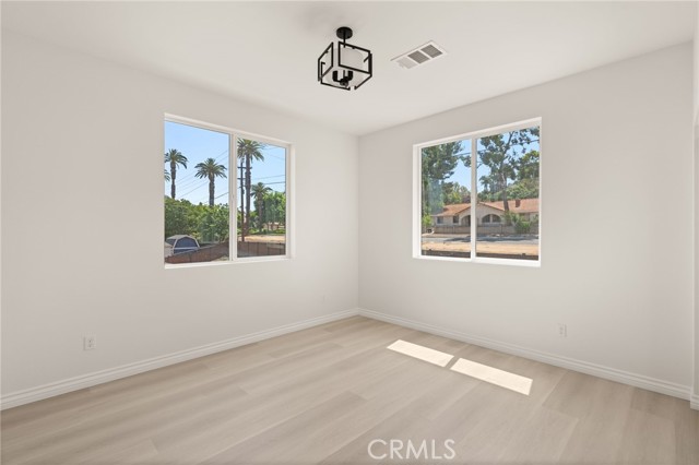 5978 Copperfield Avenue, Riverside CA: https://media.crmls.org/medias/13ebc342-a4ff-4059-a0ea-ab8730e42dae.jpg