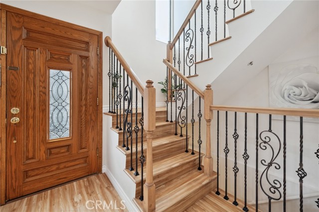 301 W Loraine Street, Glendale CA: https://media.crmls.org/medias/13ec8062-e83a-48db-870f-b05454fa909a.jpg